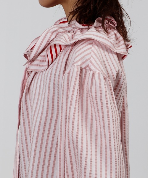 TITE IN THE STORE（ティテ　インザ　ストア）の「フリル衿ストライプブラウス（Tシャツ/カットソー・レディース・レッド/ブルー・FREE）」の19枚目の写真