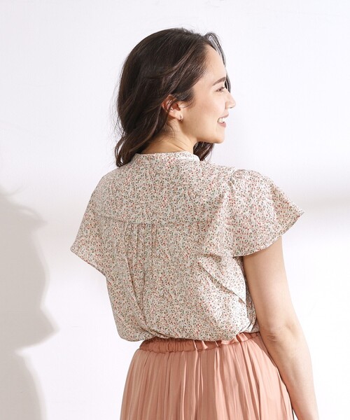 DRESKIP（ドレスキップ）の「◆【無理せずキレイ】お袖フリル リボン付きギャザーブラウス（シャツ/ブラウス・レディース・ライトイエロー系/ネイビー系/ホワイト系3/オフホワイト/ブラック・04/03/02）」の8枚目の写真