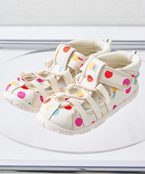 pairmanon（ペアマノン）の「【水陸両用】ユニセックス 水抜きアウトドアサンダル（サンダル・キッズ・ブラック/グレー系その他/ブラック系その他/ブルー/ピンク/ベージュ/ベージュ系その他/ブルー系その他/グレー系その他2/ホワイト系その他/ベージュ系その他2/ブラック系その他2/ピンク系その他/ホワイト系その他2/ブラック系その他3・19/15 /18/20/17/16）」の2枚目の写真