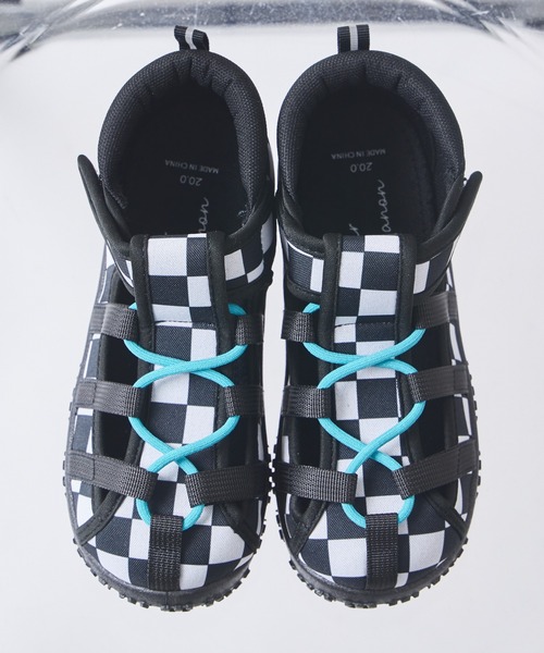 pairmanon（ペアマノン）の「【水陸両用】ユニセックス 水抜きアウトドアサンダル（サンダル・キッズ・ブラック/グレー系その他/ブラック系その他/ブルー/ピンク/ベージュ/ベージュ系その他/ブルー系その他/グレー系その他2/ホワイト系その他/ベージュ系その他2/ブラック系その他2/ピンク系その他/ホワイト系その他2/ブラック系その他3・19/15 /18/20/17/16）」の18枚目の写真