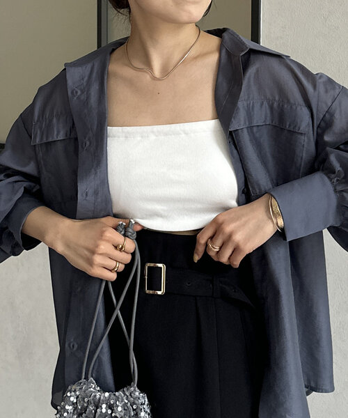 Thevon（ゼボン）の「カップ付きショートキャミ（キャミソール・レディース・チャコールグレー/オフホワイト/ブラック・FREE）」の4枚目の写真