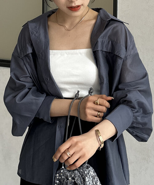 Thevon（ゼボン）の「カップ付きショートキャミ（キャミソール・レディース・チャコールグレー/オフホワイト/ブラック・FREE）」の5枚目の写真