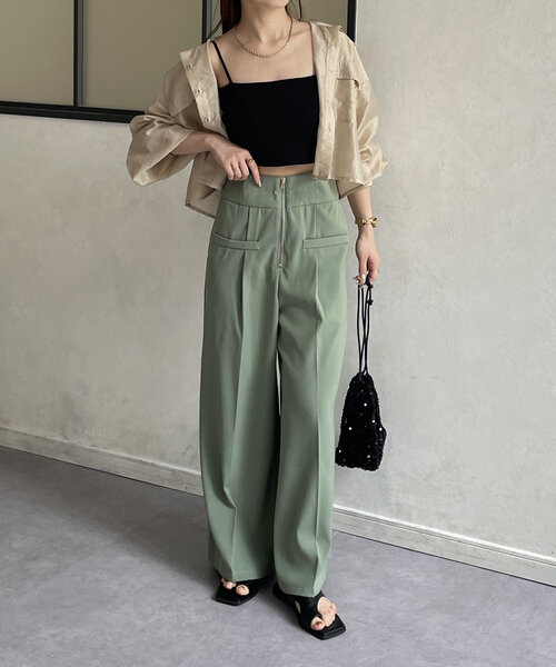 Thevon（ゼボン）の「カップ付きショートキャミ（キャミソール・レディース・チャコールグレー/オフホワイト/ブラック・FREE）」の9枚目の写真