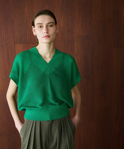 N.O.R.C（ノーク）の「Vネックニットベスト（ベスト・レディース・ネイビー/グリーン・フリー）」の13枚目の写真