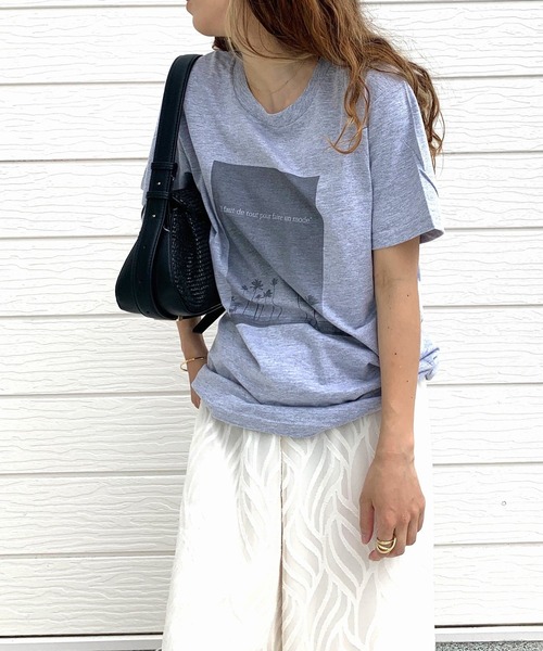 Q（キュー）の「sunrise T（Tシャツ/カットソー・レディース・ホワイト/ライトグレー・MEDIUM）」の8枚目の写真