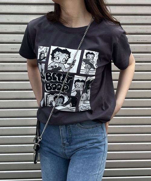 GLAMOROUS JANE(グラマラスジェーン)の「BETTY BOOPモノクロプリントTシャツ(Tシャツ/カットソー・レディース・チャコールグレー/オフホワイト/ブラック・FREE)」の17枚目の写真