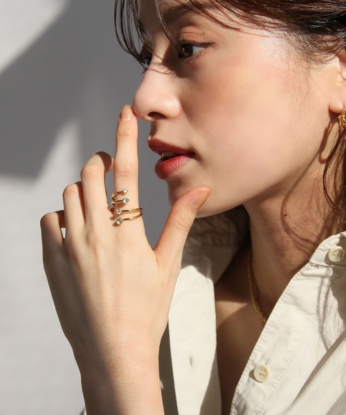 abaskdesign(アバスクデザイン)の「金属アレルギー対応 フォークジルコニアステンレスリング(リング・レディース・ゴールド・17号)」の9枚目の写真