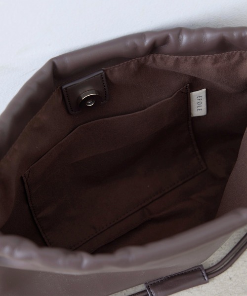 EFOLE(エフォル)の「Drawstring shoulder bag / ドローストリング ショルダー バッグ(ショルダーバッグ・レディース・ブラック/ブラウン・FREE)」の9枚目の写真