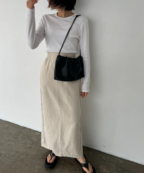 EFOLE(エフォル)の「Drawstring shoulder bag / ドローストリング ショルダー バッグ(ショルダーバッグ・レディース・ブラック/ブラウン・FREE)」の16枚目の写真