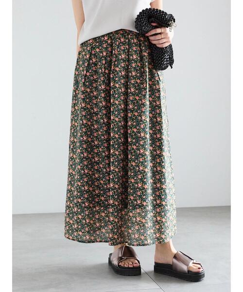 Te chichi(テチチ)の「フラワープリントコットンローンスカート(セットアップ可)(スカート・レディース・マスタード/ブラック・F)」の2枚目の写真