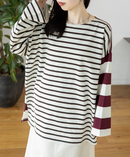 LEPSIM(レプシィム)の「袖ワイドボーダープルオーバー 131549(Tシャツ/カットソー・レディース・ブラック/パープル/ワインレッド/グリーン・FREE)」の4枚目の写真