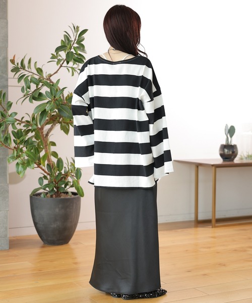 LEPSIM(レプシィム)の「袖ワイドボーダープルオーバー 131549(Tシャツ/カットソー・レディース・ブラック/パープル/ワインレッド/グリーン・FREE)」の13枚目の写真