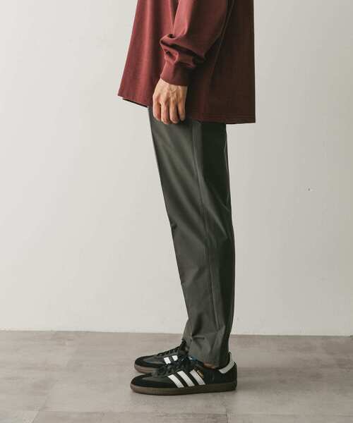 URBAN RESEARCH DOORS（アーバンリサーチドアーズ）の「ストレッチテーパードトラウザー（その他パンツ・メンズ・ブラック/グリーン系その他・SMALL/MEDIUM/LARGE）」の4枚目の写真