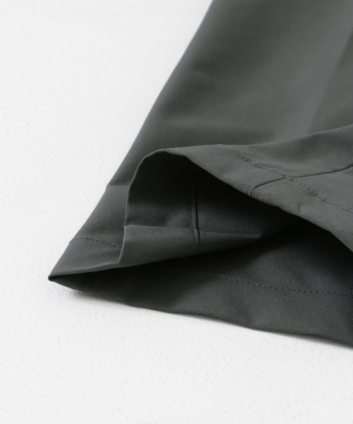 URBAN RESEARCH DOORS（アーバンリサーチドアーズ）の「ストレッチテーパードトラウザー（その他パンツ・メンズ・ブラック/グリーン系その他・SMALL/MEDIUM/LARGE）」の14枚目の写真