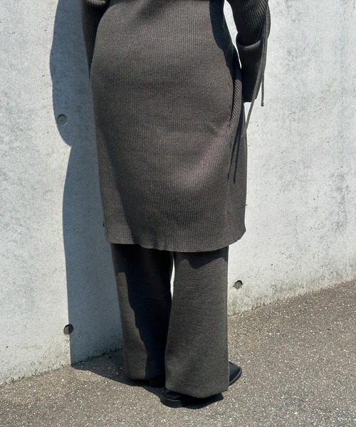 select MOCA（セレクトモカ）の「【洗える】ワイドストレートニットパンツ（スラックス・レディース・チャコール/ベージュ/ブラック・SMALL/MEDIUM/LARGE）」の10枚目の写真