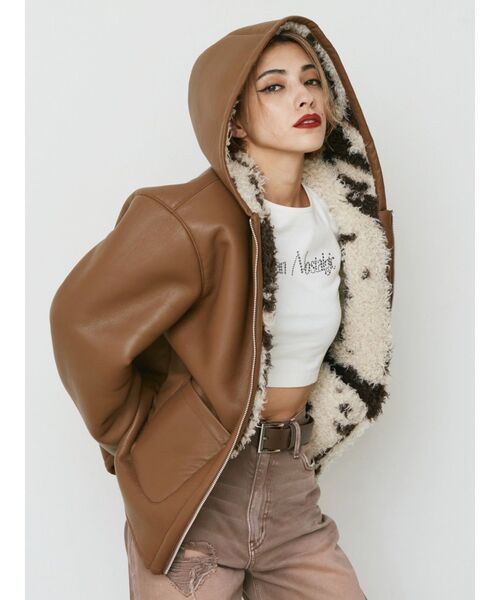 EVRIS（エヴリス）の「リバーシブルフードボアブルゾン（ブルゾン