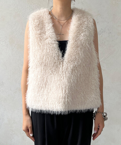 DouDou（ドゥドゥ）の「サイドスナップフェイクカシミヤファープルオーバー（ベスト・レディース・グレイッシュベージュ/アイボリー・FREE）」の21枚目の写真