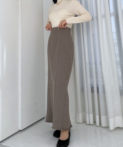 Louere(ルエレ)の「ツイードハイウエストペンシルスカート(スカート・レディース・ネイビー/モカ/ブラウン/アイボリー/ブラック・SMALL/MEDIUM/LARGE/X-LARGE)」の20枚目の写真