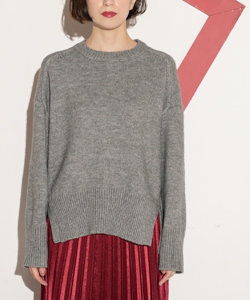 OPAQUE.CLIP（オペークドットクリップ）の「◆もちもちクルーネック ミドルゲージニット（ニット/セーター・レディース・パープル/レッド系1/ブラウン系その他/ブラウン系/ブラック/グレー/オフホワイト/ネイビー・00）」の10枚目の写真