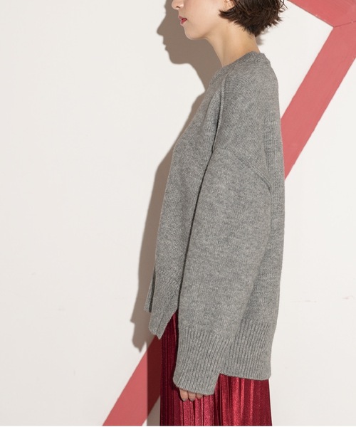 OPAQUE.CLIP（オペークドットクリップ）の「◆もちもちクルーネック ミドルゲージニット（ニット/セーター・レディース・パープル/レッド系1/ブラウン系その他/ブラウン系/ブラック/グレー/オフホワイト/ネイビー・00）」の11枚目の写真