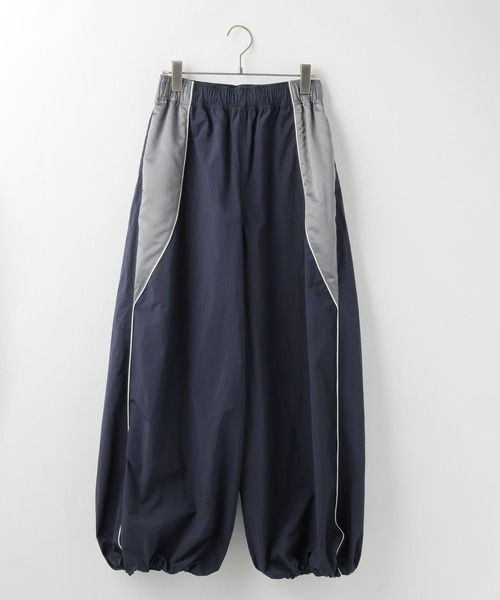 LOWRYS FARM（ローリーズファーム）の「ナイロンスノーパンツ 116730（カーゴパンツ・レディース・アイボリー/ブラック/ネイビー・FREE）」の3枚目の写真