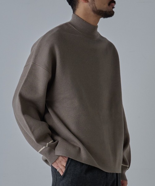 COLONY 2139（コロニートゥーワンスリーナイン）の「リサイクルポリハイネックニット（ニット/セーター・メンズ・アイボリー/ブラック/グレイッシュベージュ/チャコールグレー・MEDIUM/LARGE）」の4枚目の写真