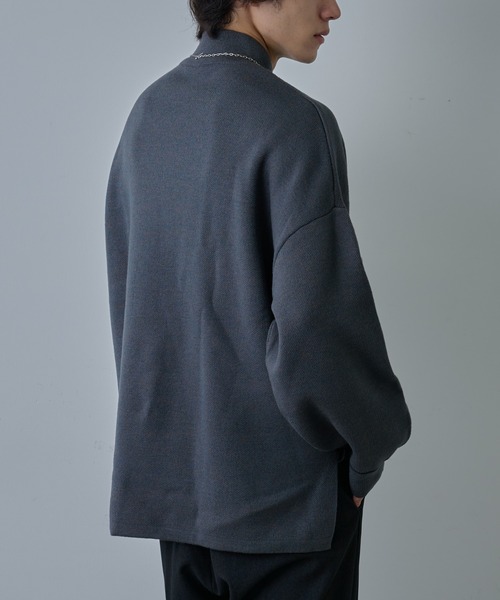 COLONY 2139（コロニートゥーワンスリーナイン）の「リサイクルポリハイネックニット（ニット/セーター・メンズ・アイボリー/ブラック/グレイッシュベージュ/チャコールグレー・MEDIUM/LARGE）」の17枚目の写真