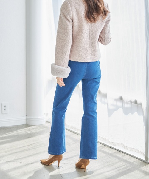 tocco closet(トッコ クローゼット)の「リボン&パール付きストレッチデニムパンツ(デニムパンツ・レディース・ブルー/ブラック/サックスブルー・M)」の17枚目の写真