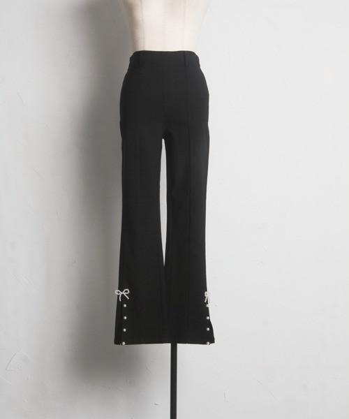 tocco closet(トッコ クローゼット)の「リボン&パール付きストレッチデニムパンツ(デニムパンツ・レディース・ブルー/ブラック/サックスブルー・M)」の20枚目の写真