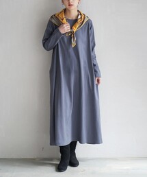 汗しみない 長袖カットソー［Vネック マキシワンピース］