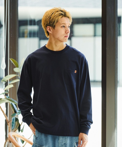 UNIVERSAL OVERALL(ユニバーサルオーバーオール)の「UNIVERSAL OVERALL POCKET L/S(Tシャツ/カットソー・メンズ・ブラック/ネイビー/ホワイト・LARGE/MEDIUM)」の3枚目の写真