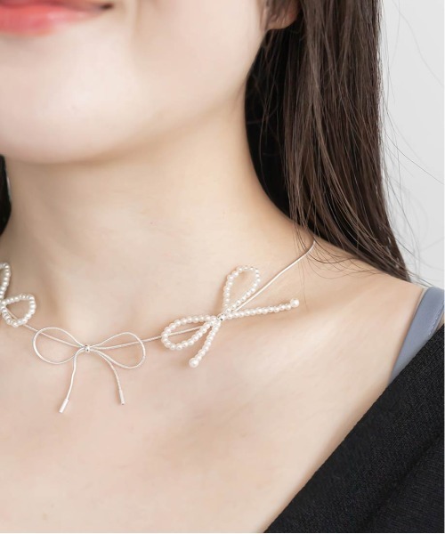 RANDA（ランダ）の「パール×メタル リボンモチーフネックレス（ネックレス・レディース・ゴールド/シルバー・FREE）」の6枚目の写真