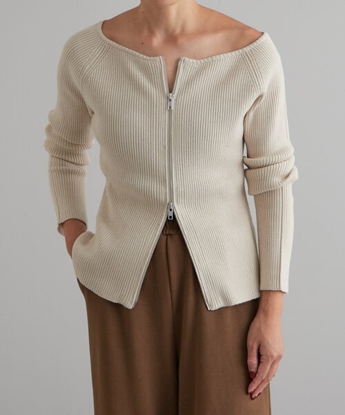 earthy(アーシー)の「2WAYオフショルニット(ニット/セーター・レディース・ブラック/レッド/ライトベージュ・FREE)」の3枚目の写真