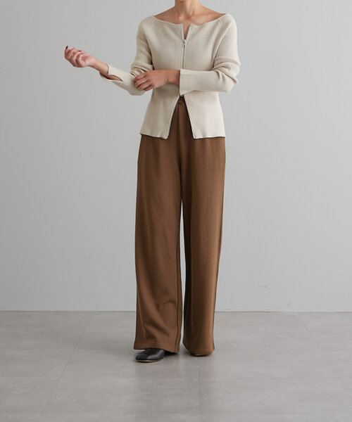 earthy(アーシー)の「2WAYオフショルニット(ニット/セーター・レディース・ブラック/レッド/ライトベージュ・FREE)」の17枚目の写真