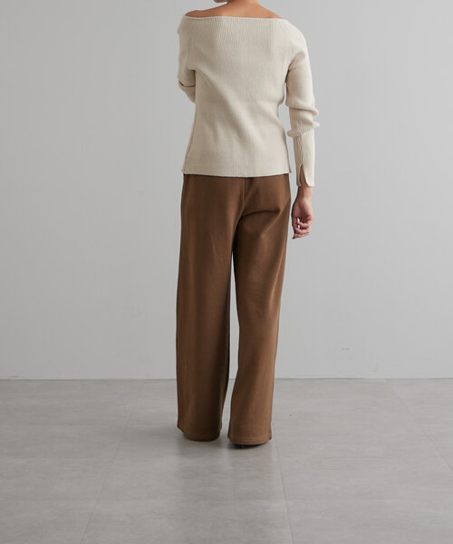 earthy(アーシー)の「2WAYオフショルニット(ニット/セーター・レディース・ブラック/レッド/ライトベージュ・FREE)」の22枚目の写真