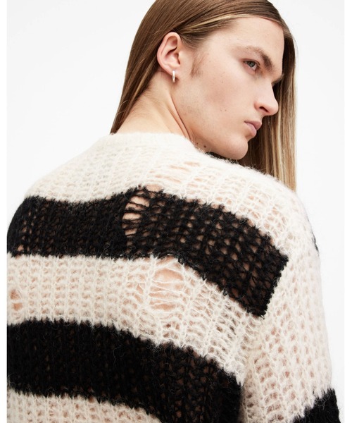ALLSAINTS(オールセインツ)の「PIP STRIPED OVERSIZED JUMPER | PIP ストライプ オーバーサイズ ニット・セーター(ニット/セーター・メンズ・ホワイト系その他・XS/M/S/L)」の6枚目の写真