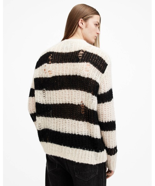 ALLSAINTS(オールセインツ)の「PIP STRIPED OVERSIZED JUMPER | PIP ストライプ オーバーサイズ ニット・セーター(ニット/セーター・メンズ・ホワイト系その他・XS/M/S/L)」の8枚目の写真