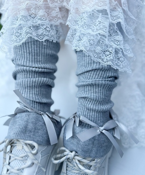 poiregnee（ポワニェ）の「［select］リボンレッグウォーマー（レッグウォーマー・レディース・ホワイト/グレー・FREE）」の2枚目の写真