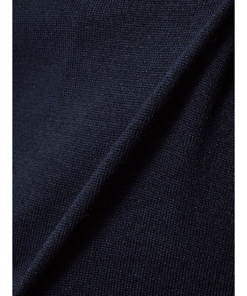Perfect Suit FActory(パーフェクトスーツファクトリー)の「TRANS CONTINENTS BIZニット Vネックセーター ブラック/C.グレー/ネイビー(ニット/セーター・メンズ・チャコールグレー/ブラック/ネイビー・M/L/LL)」の12枚目の写真
