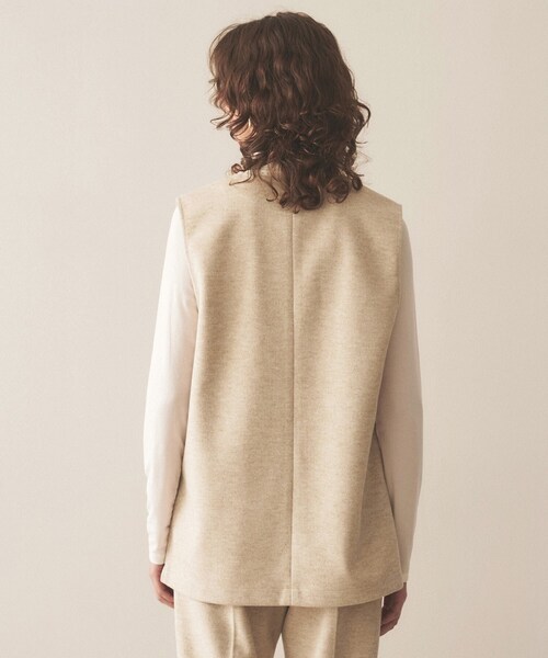 cloenc（クロエンス）の「◆セットアップ着用可｜ジャージキーネックオーバーベスト（ベスト・レディース・ブラック/ブラウン系その他/ベージュ・02）」の5枚目の写真