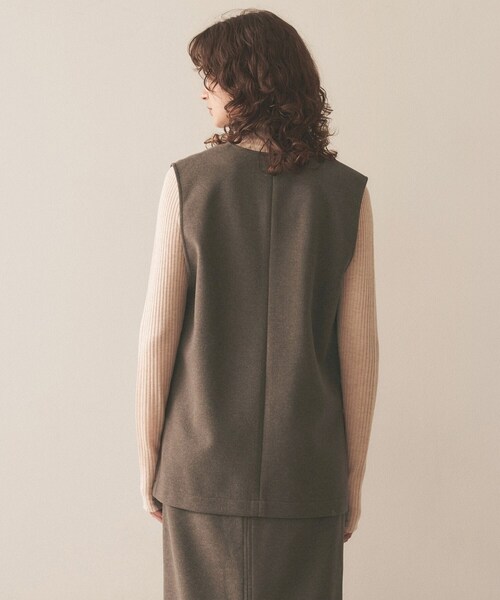 cloenc（クロエンス）の「◆セットアップ着用可｜ジャージキーネックオーバーベスト（ベスト・レディース・ブラック/ブラウン系その他/ベージュ・02）」の10枚目の写真