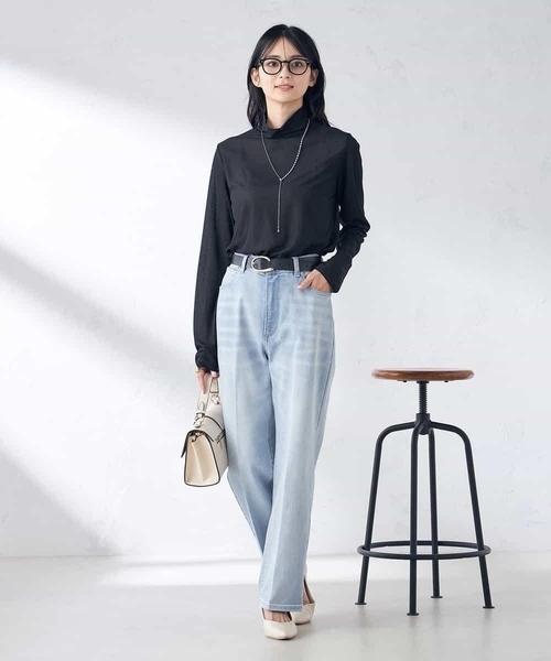 a.v.v(アーヴェヴェ)の「シアーハイネックカットソー(Tシャツ/カットソー・レディース・モカ/ブラック/アイボリー・38/36/40)」の22枚目の写真