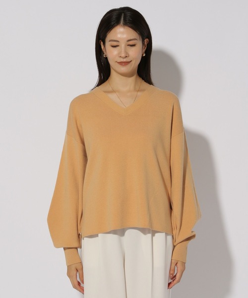 Elura（エルーラ）の「濃密なめらかVネックプルオーバー/250655（ニット/セーター・レディース・ネイビー/オレンジ系その他3/ブラック系その他/ブルー系その他3・MEDIUM/LARGE）」の6枚目の写真