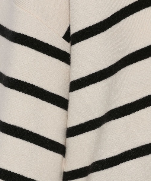 Elura（エルーラ）の「濃密なめらかVネックプルオーバー/250655（ニット/セーター・レディース・ネイビー/オレンジ系その他3/ブラック系その他/ブルー系その他3・MEDIUM/LARGE）」の15枚目の写真