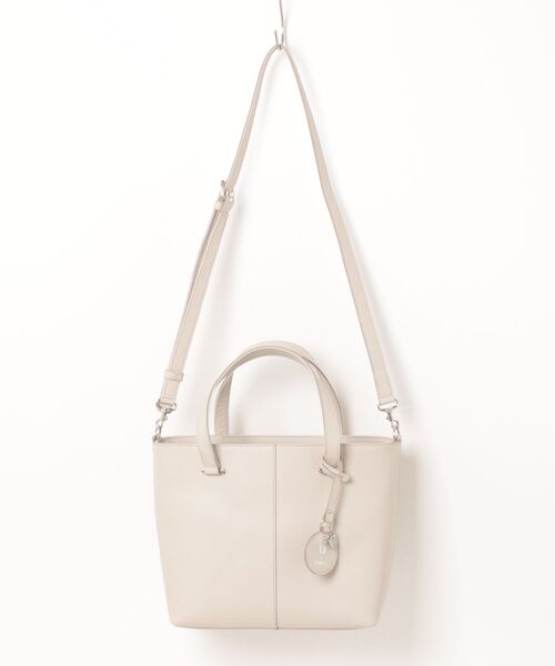 U by Ungaro(ユーバイウンガロ)の「U by ungaro(ユーバイウンガロ) 4J・ミリュー 2WAYトート(ハンドバッグ・レディース・ベージュ・FREE)」の1枚目の写真