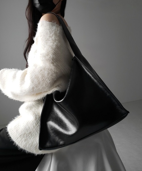 me+em select（ミームセレクト）の「※※【 ２color  】ヴィンテージフェイクレザースクエアショルダーバッグ ／ vintage fake leather square shoulder bag（ショルダーバッグ・レディース・ブラウン/ブラック・FREE）」の13枚目の写真