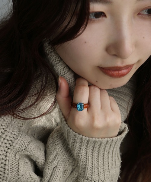 colleca la（コレカラ）の「カラフルスクエアビジューリング（リング・レディース・ホワイト/パープル/ブラウン・FREE）」の12枚目の写真