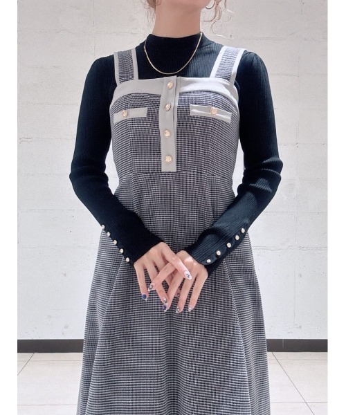 AND COUTURE(アンドクチュール)の「袖ボタンハイネックリブプルオーバー(ニット/セーター・レディース・オフホワイト/ブラック/ラベンダー/オレンジ・FREE)」の15枚目の写真