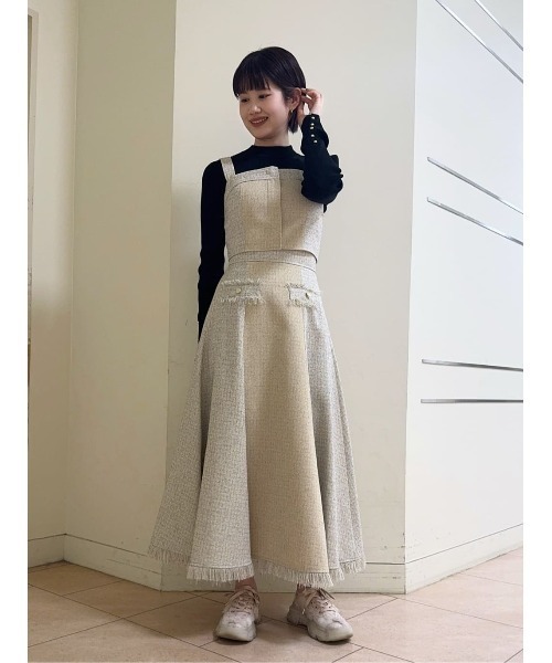AND COUTURE(アンドクチュール)の「袖ボタンハイネックリブプルオーバー(ニット/セーター・レディース・オフホワイト/ブラック/ラベンダー/オレンジ・FREE)」の6枚目の写真