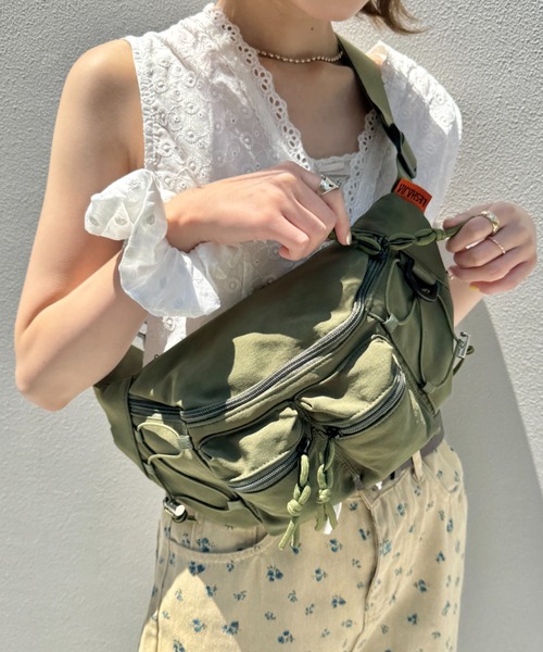 セール】ダブルポケットワンポイントボディバッグ（ボディバッグ